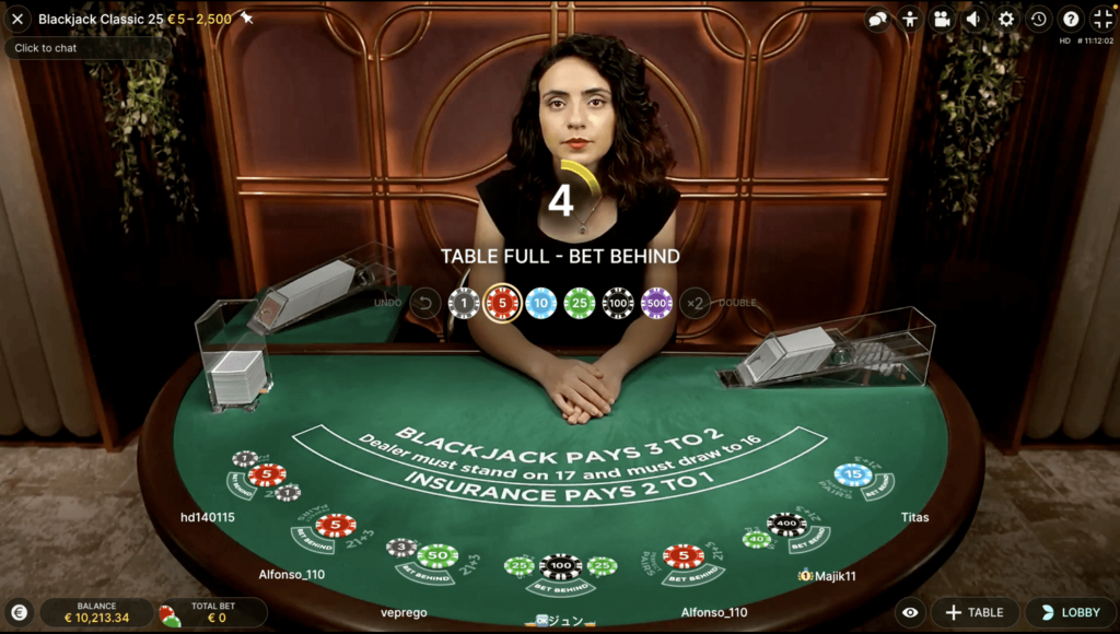 Một số quy tắc cược cơ bản cần ghi nhớ trong trò Blackjack là gì?